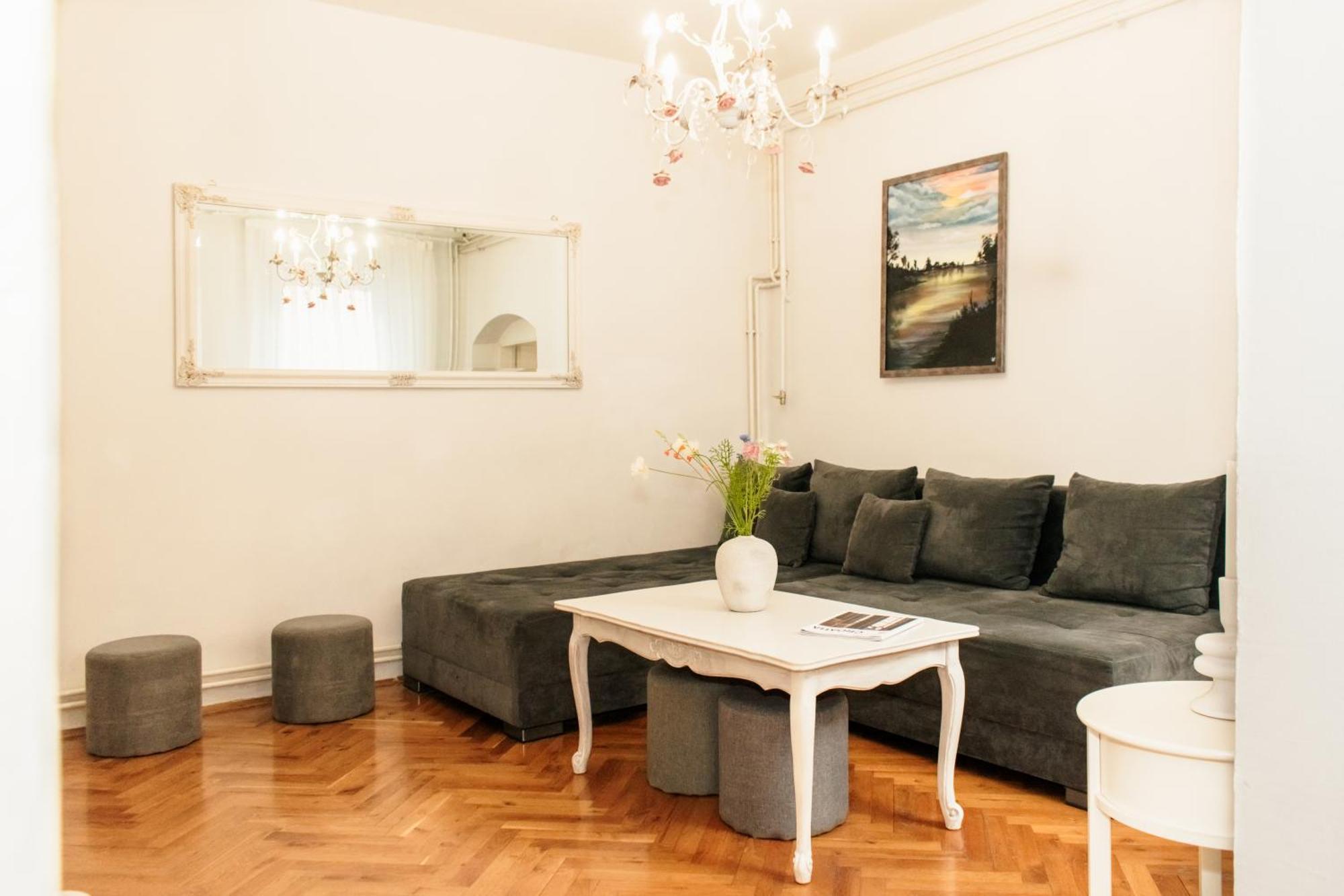 Goodlife Holiday House - Family & Friends Пожега Екстериор снимка